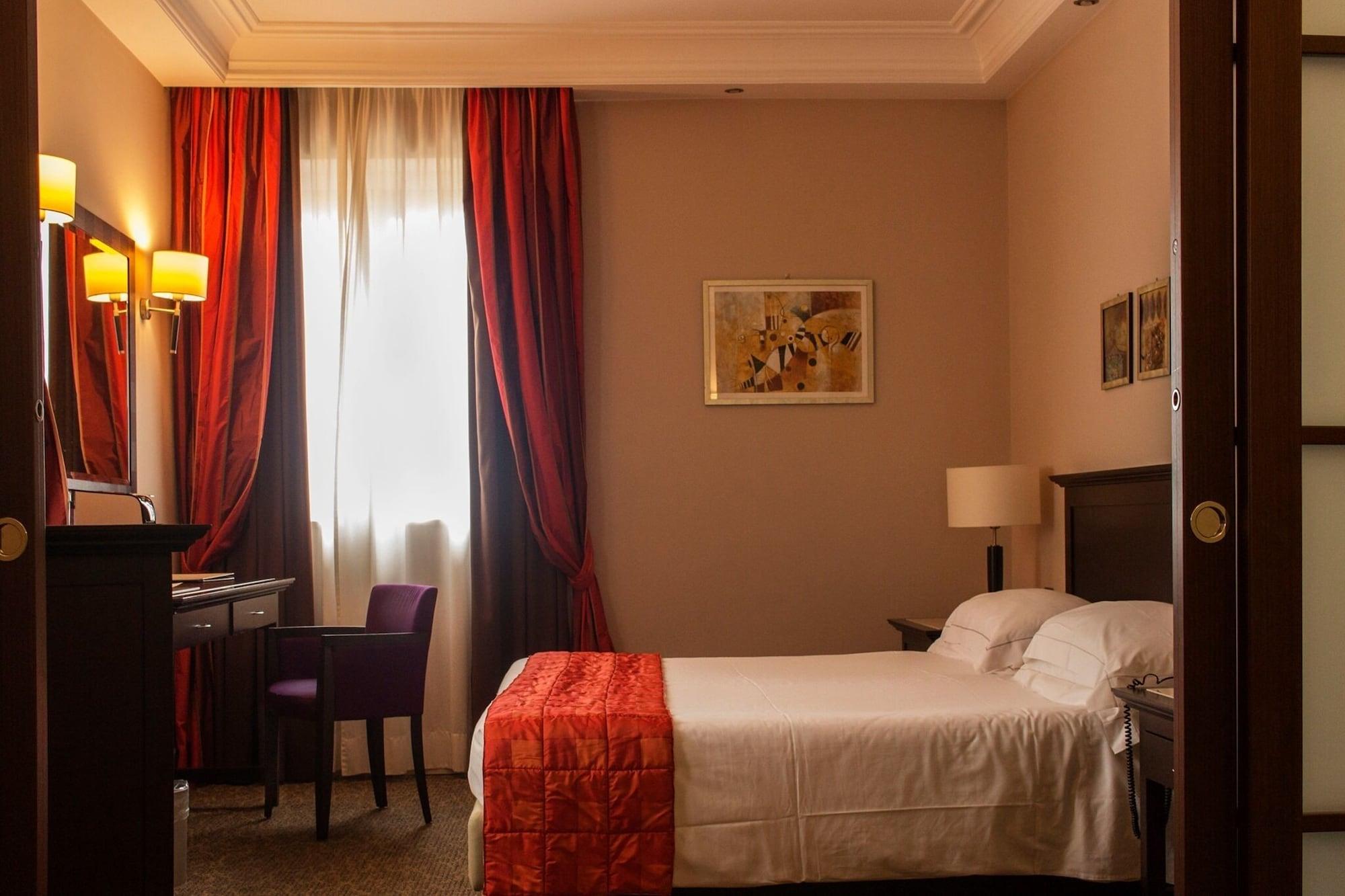 Hotel Regina Margherita Cagliari Esterno foto