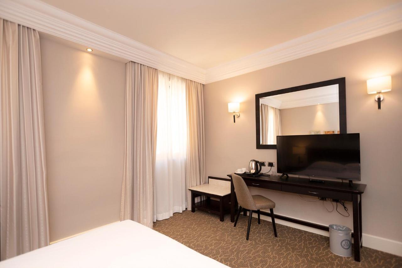 Hotel Regina Margherita Cagliari Esterno foto