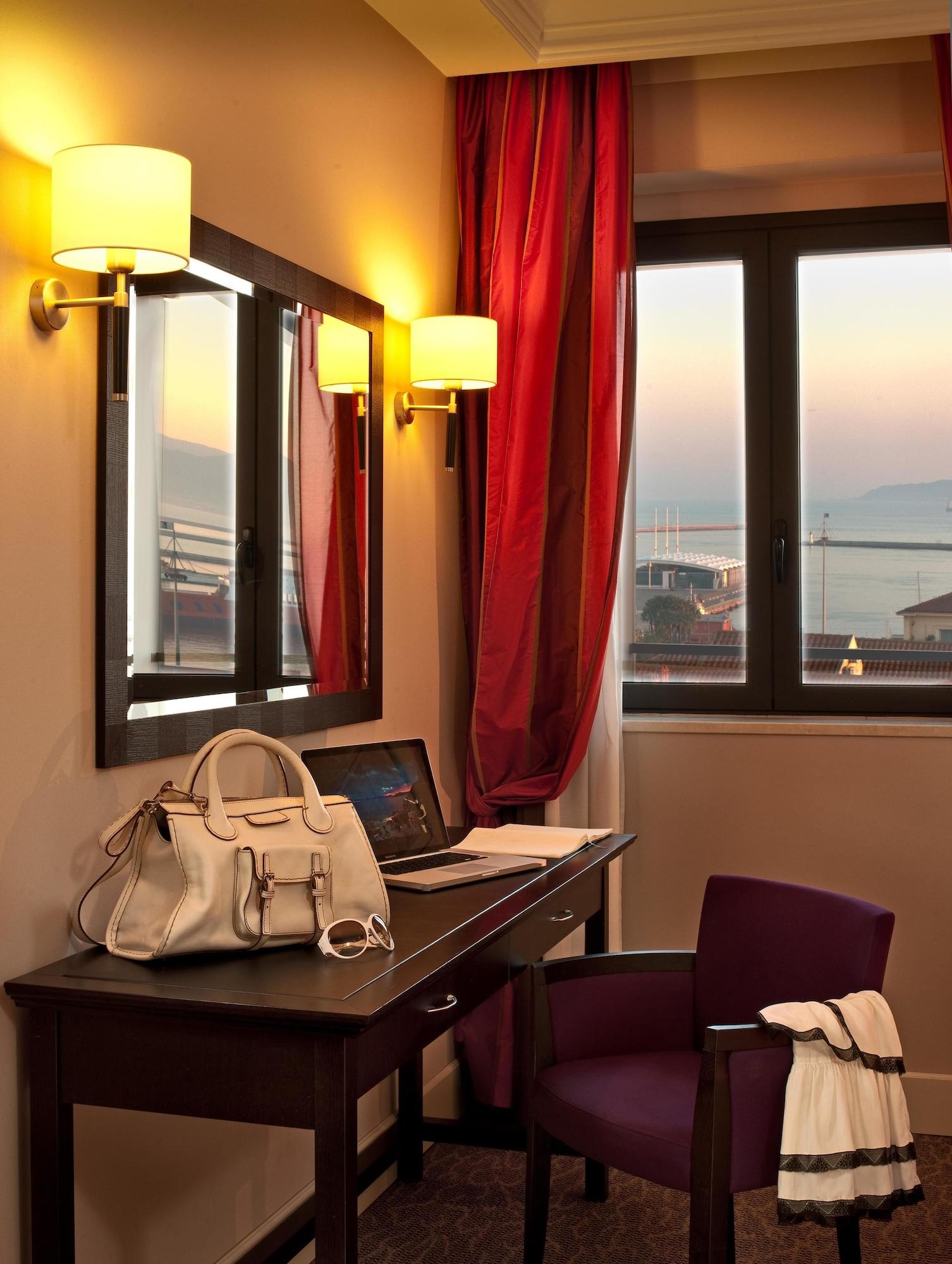 Hotel Regina Margherita Cagliari Esterno foto