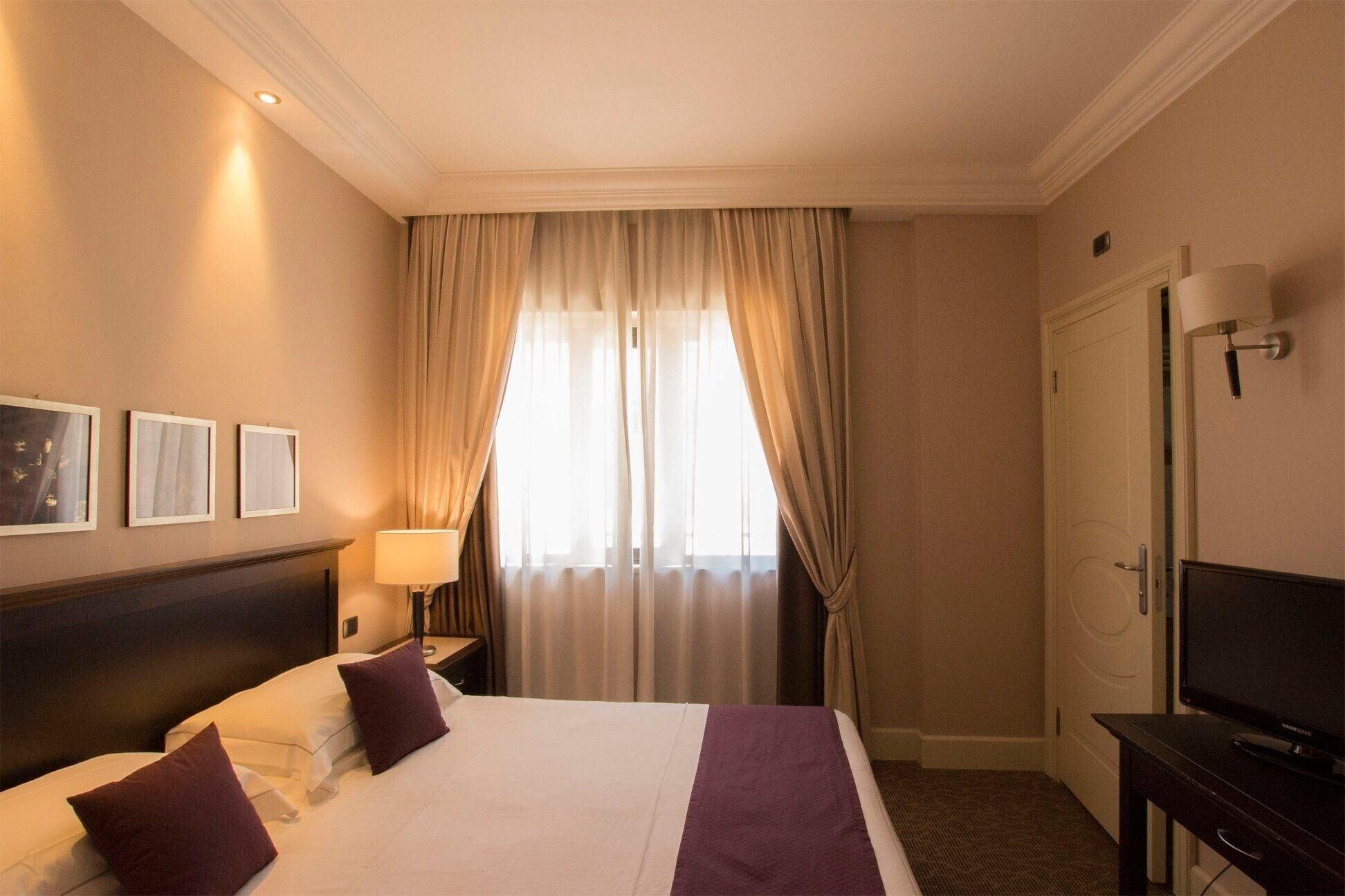 Hotel Regina Margherita Cagliari Esterno foto