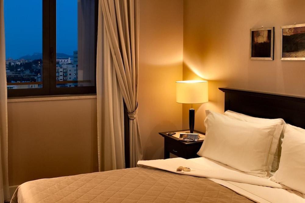 Hotel Regina Margherita Cagliari Esterno foto